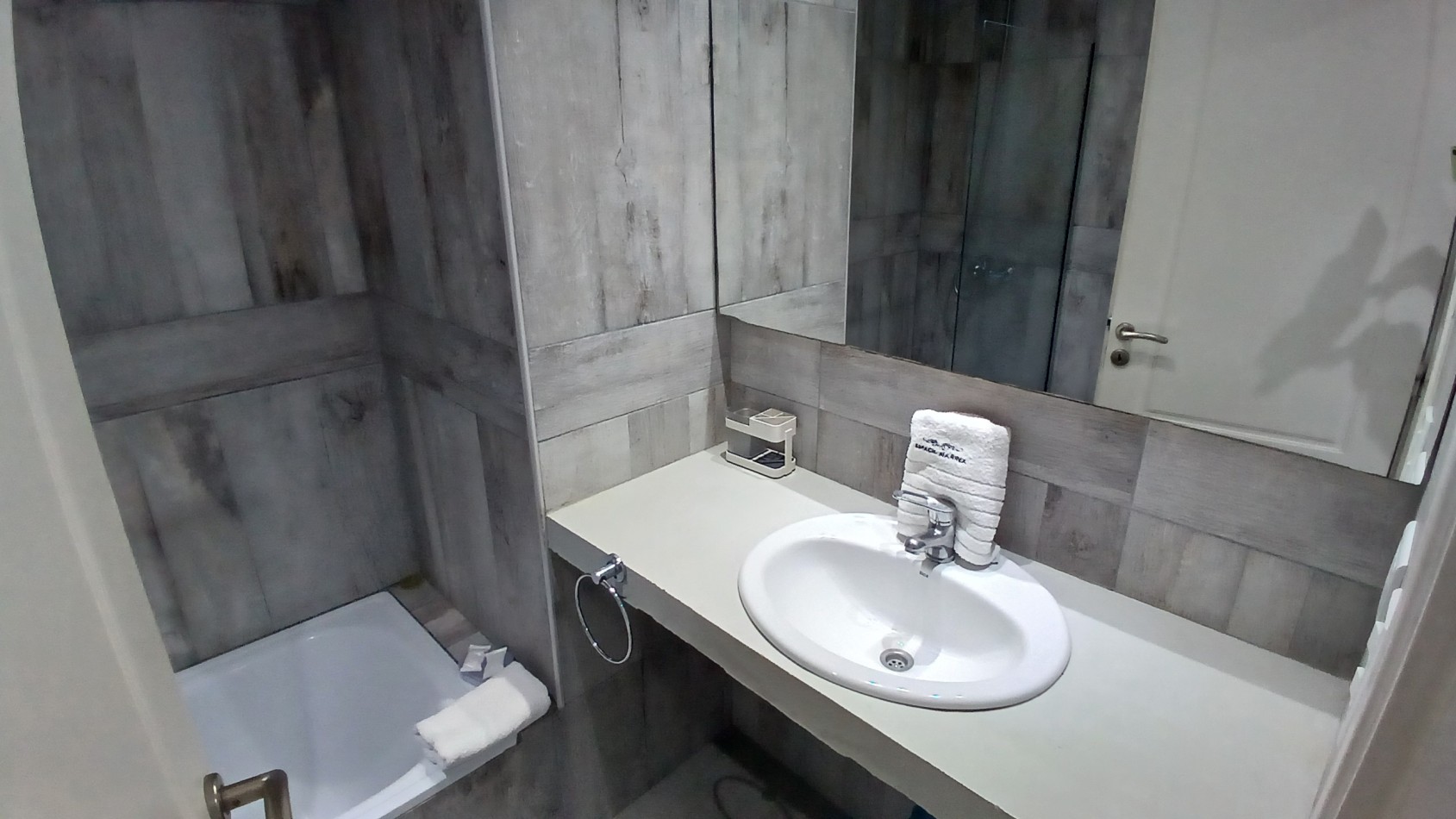 Venta de dpto. 2 amb. en Complejo "Espacio Marina"