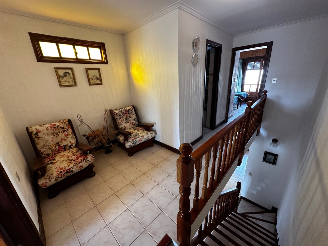 Alquiler temporario - Amplio Duplex - Av. 1 e/105 y 107 - EDIF. PALMERAS VII - Villa Gesell
