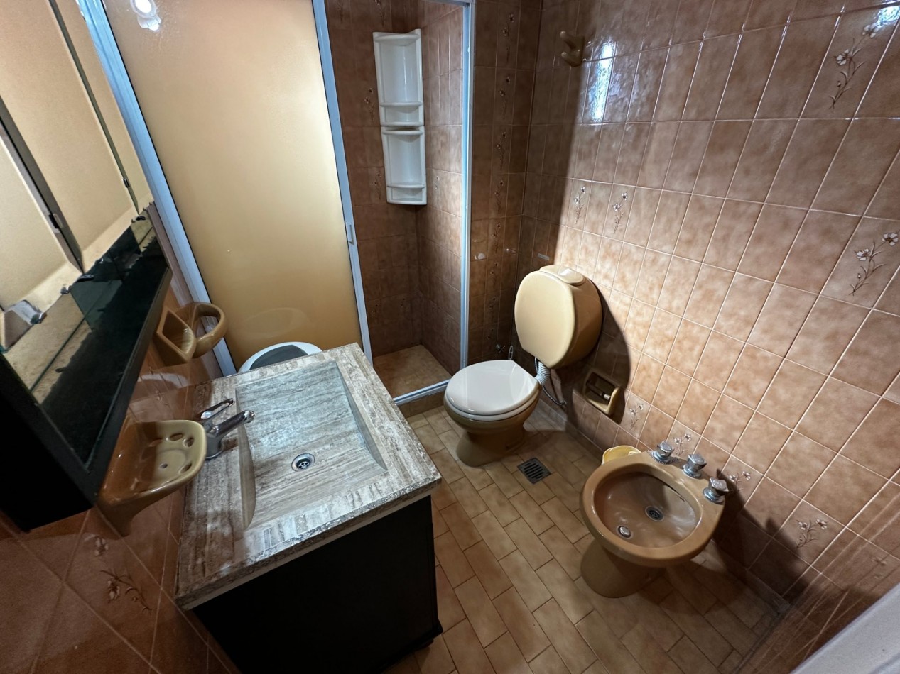 Dpto. en venta - 2amb. 6° piso - EDIFICIO PH II - Av. 1 entre Paseos 110 y 111 - Villa Gesell 