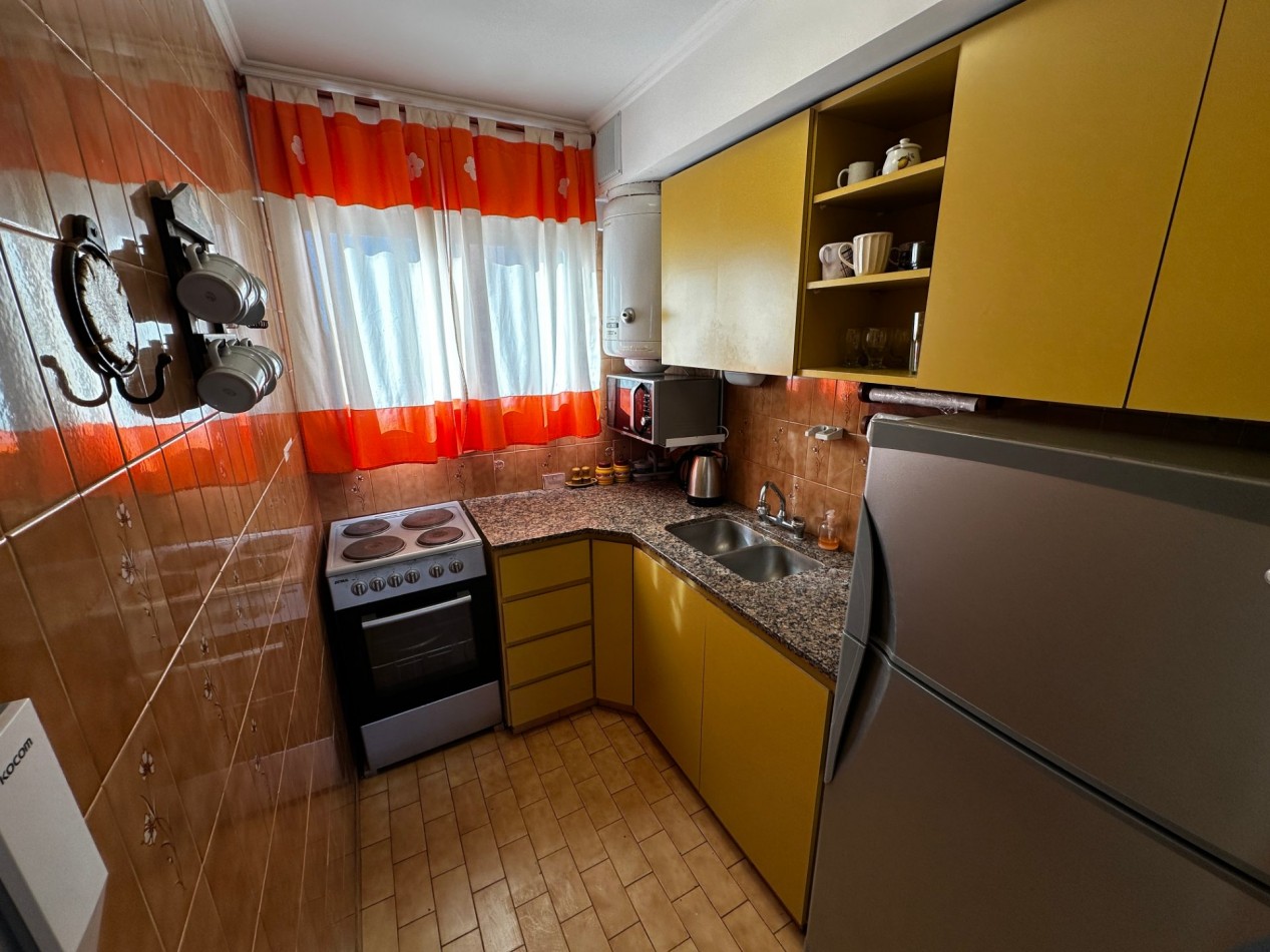 Dpto. en venta - 2amb. 6° piso - EDIFICIO PH II - Av. 1 entre Paseos 110 y 111 - Villa Gesell 