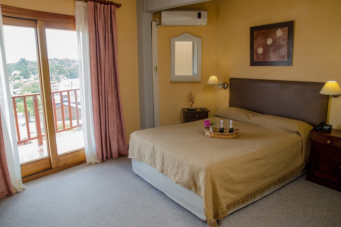 Hotel en Venta en Villa Gesell | Complejo Kaiken I y II - con 4.700 m² Totales - Av. 2 esquina 121