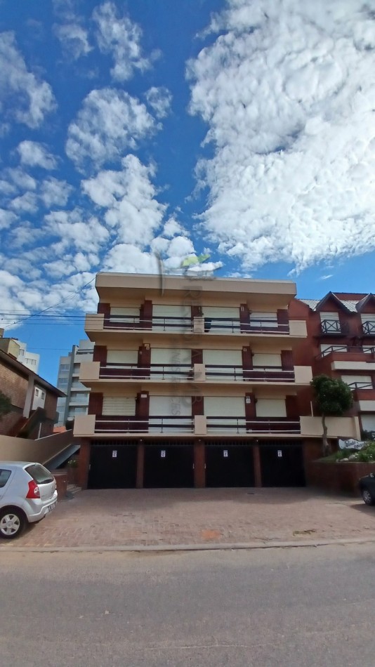 Departamento en venta 2 ambientes Av. 1 entre 110 y 111