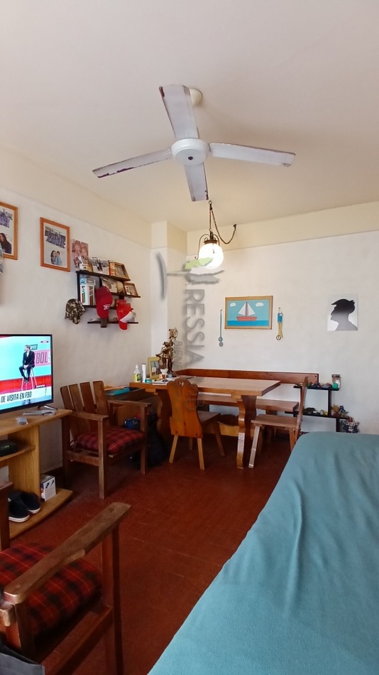 Departamento en venta 2 ambientes Av. 1 entre 110 y 111