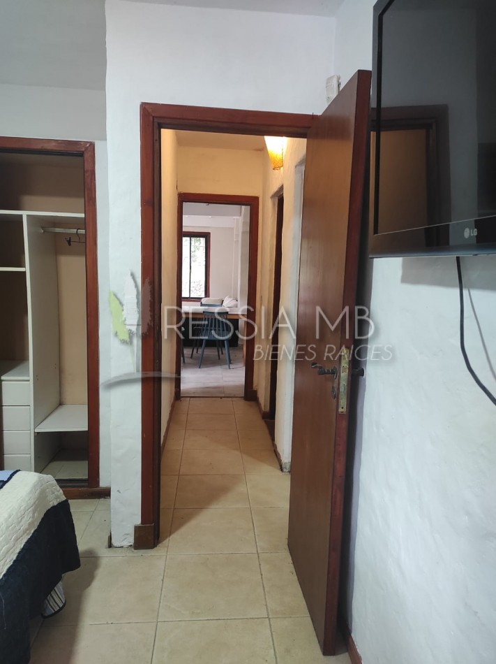 Destacada casa en venta sobre 3 lotes -  Calle 35 entre Viña del Mar y Punta del Indio - Mar Azul