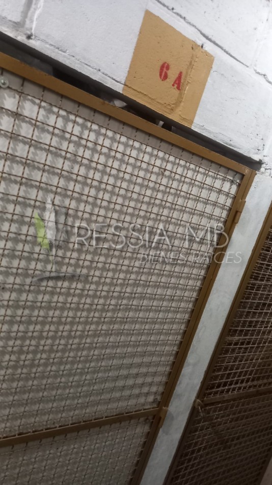 Departamento en venta amoblado con cochera, baulera y vista - A metros del mar en Villa Gesell