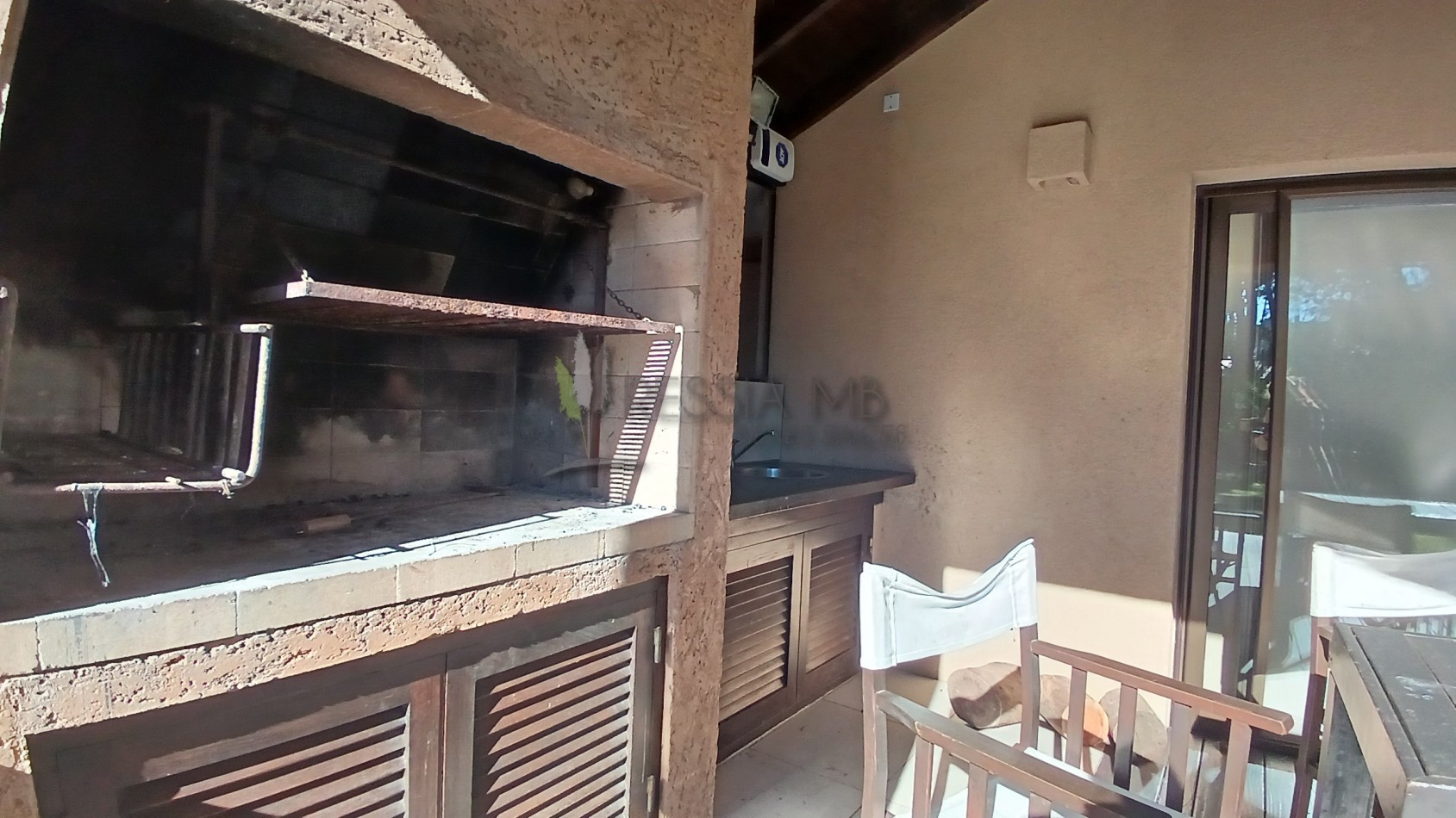 Casa con parque en Mar Azul con opcion a lote lindero