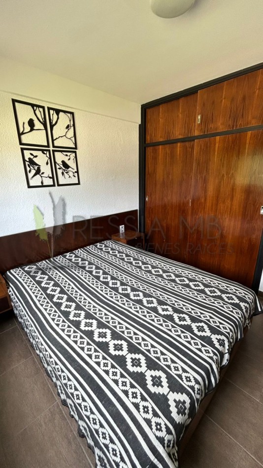 Depto 2 Ambientes con Balcon - Al Frente, Luminoso y a 2 Cuadras del Mar - Villa Gesell
