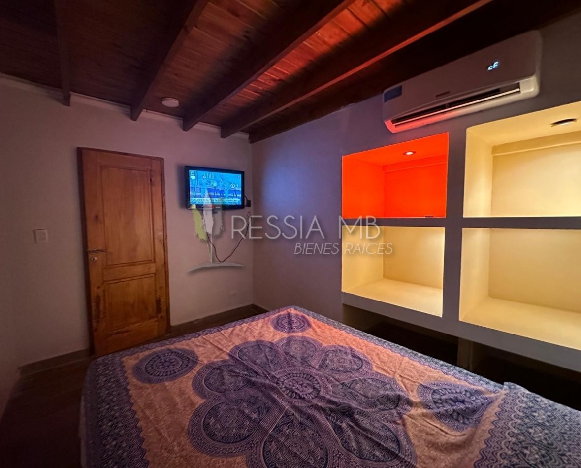 Destacada casa en venta sobre 3 lotes -  Calle 35 entre Viña del Mar y Punta del Indio - Mar Azul