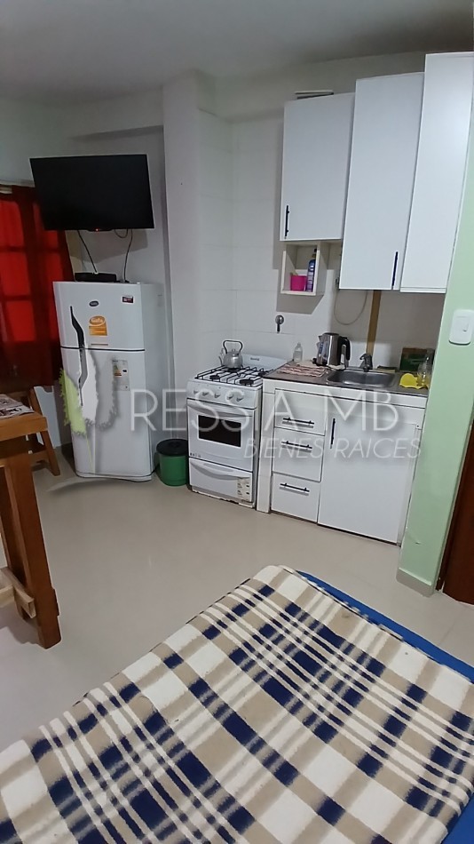 Vendemos hermoso monoambiente - Paseo 126 e/ Av. 1 y 2 - Edificio "Rosamar"