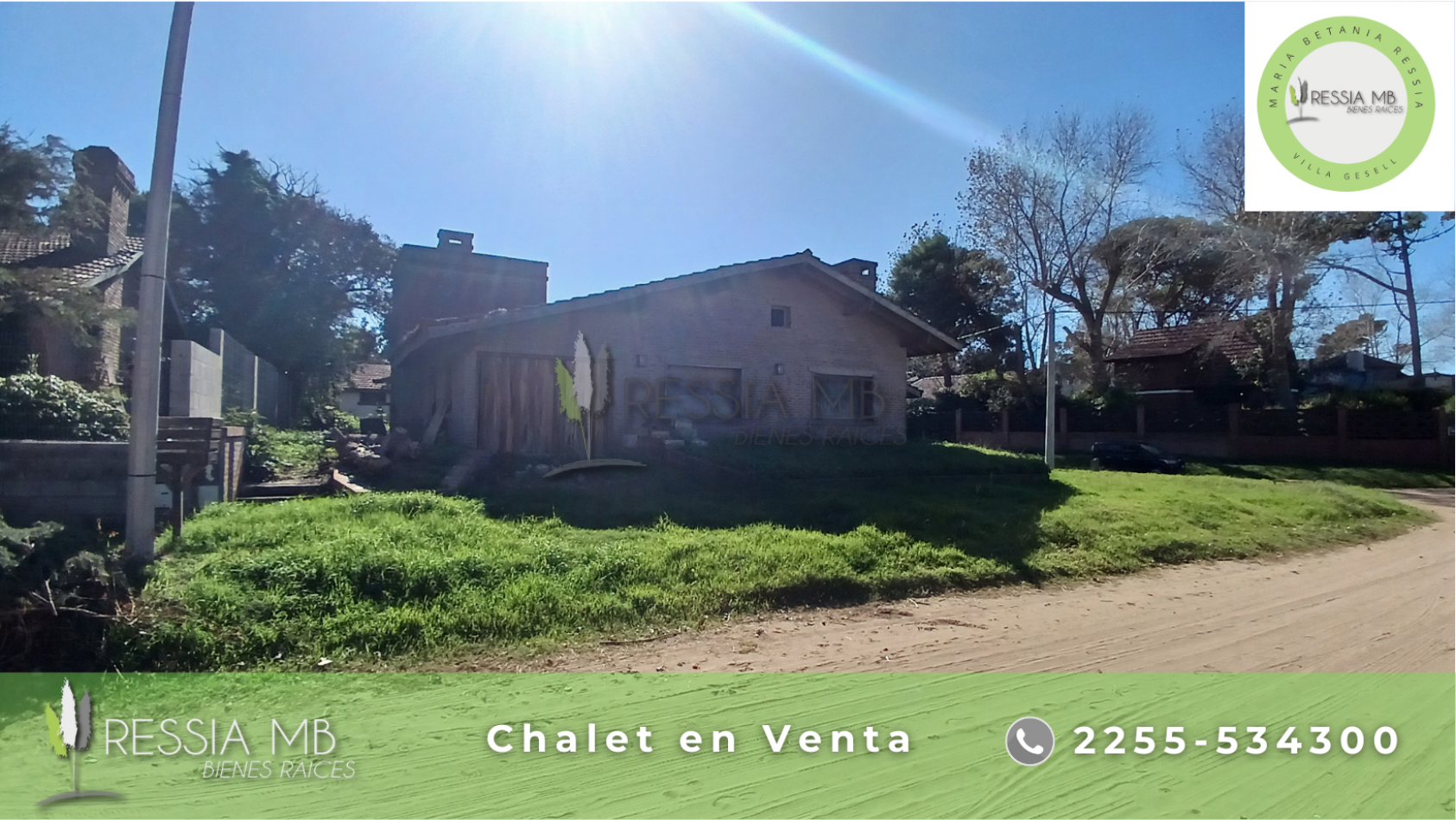 Casa en venta a refaccionar sobre lote comercial - Av. 4 y Paseo 133