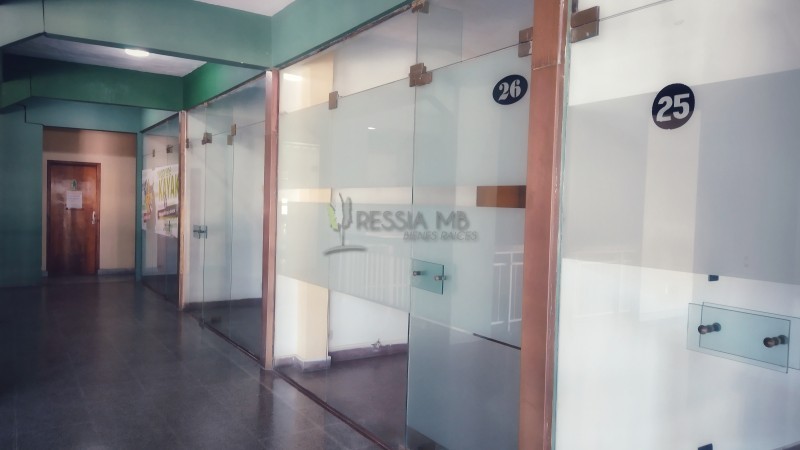 LOCALES EN EXCELENTE UBICACION EN VILLA GESELL