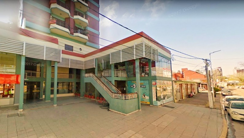 LOCALES EN EXCELENTE UBICACION EN VILLA GESELL