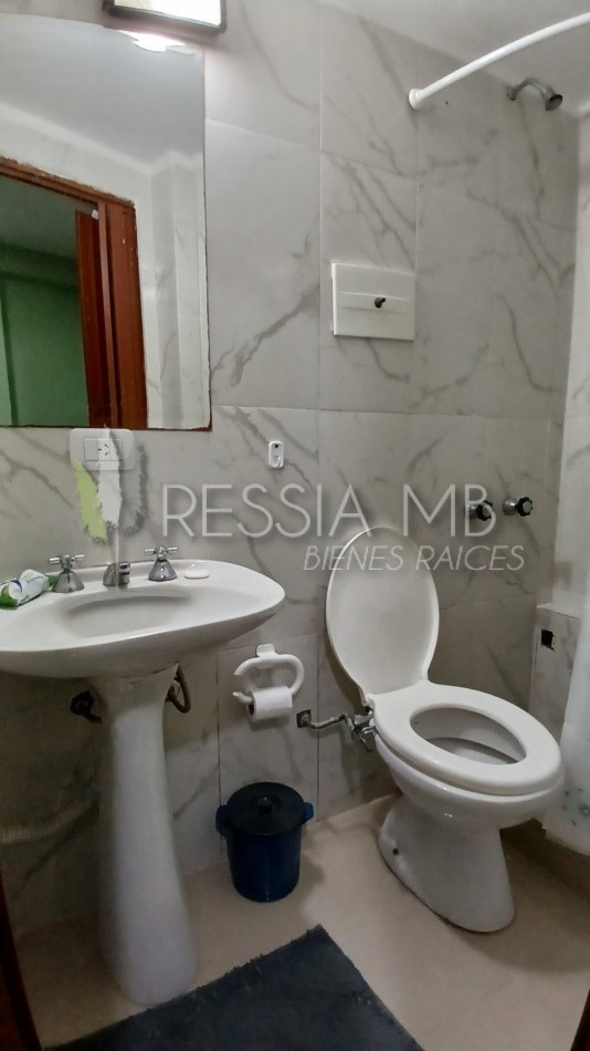 Vendemos hermoso monoambiente - Paseo 126 e/ Av. 1 y 2 - Edificio "Rosamar"