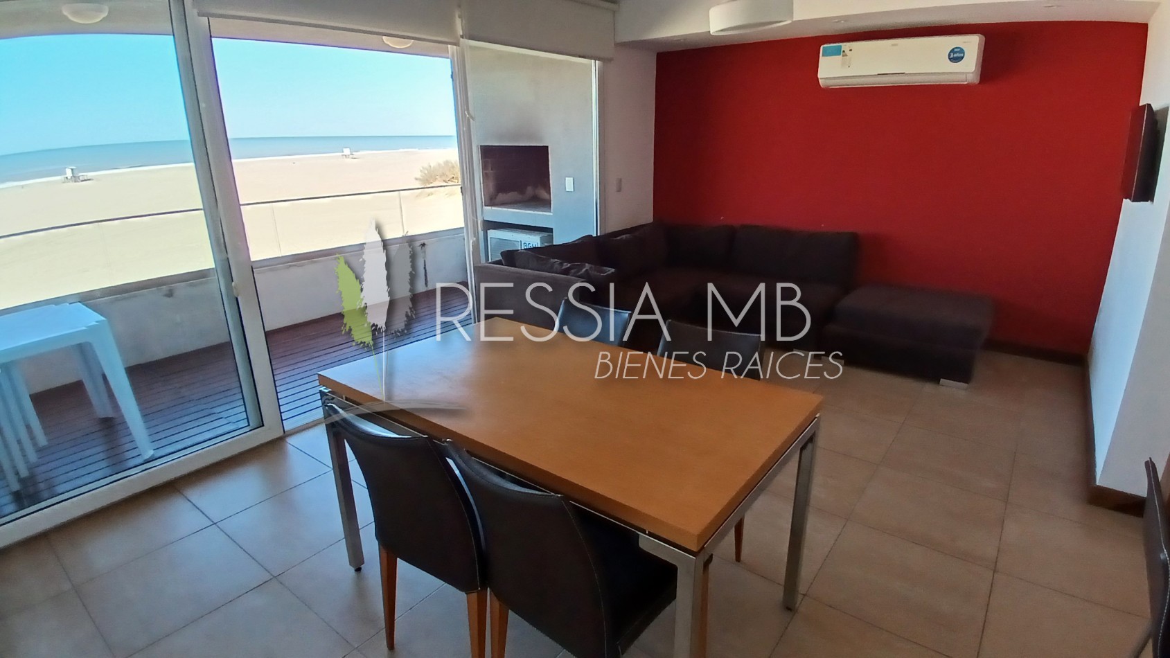Venta de Dpto 2 y 3 amb. - COMPLEJO MECA  - Av. 1 y 151 - Villa Gesell