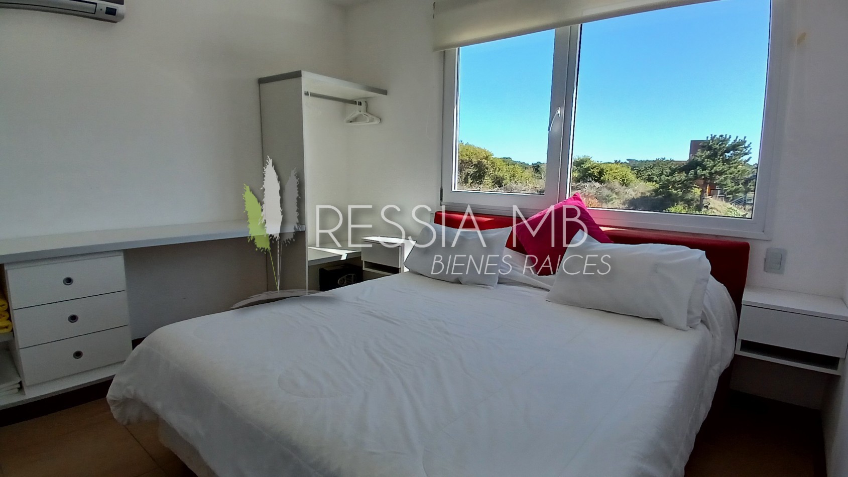 Venta de Dpto 2 y 3 amb. - COMPLEJO MECA  - Av. 1 y 151 - Villa Gesell