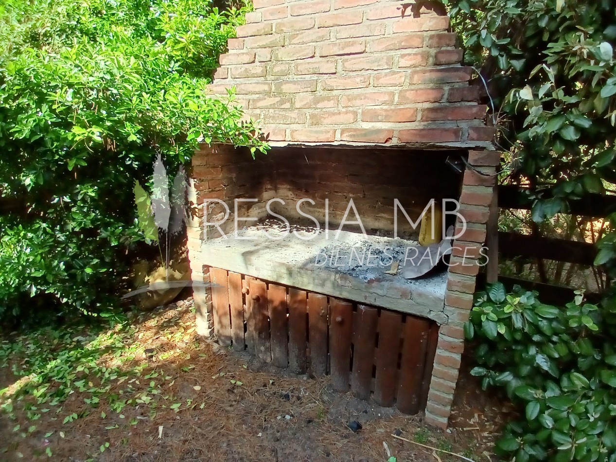 2 Cabañas en Venta - Calle 35 entre Punta del Indio y Pinamar - Mar Azul