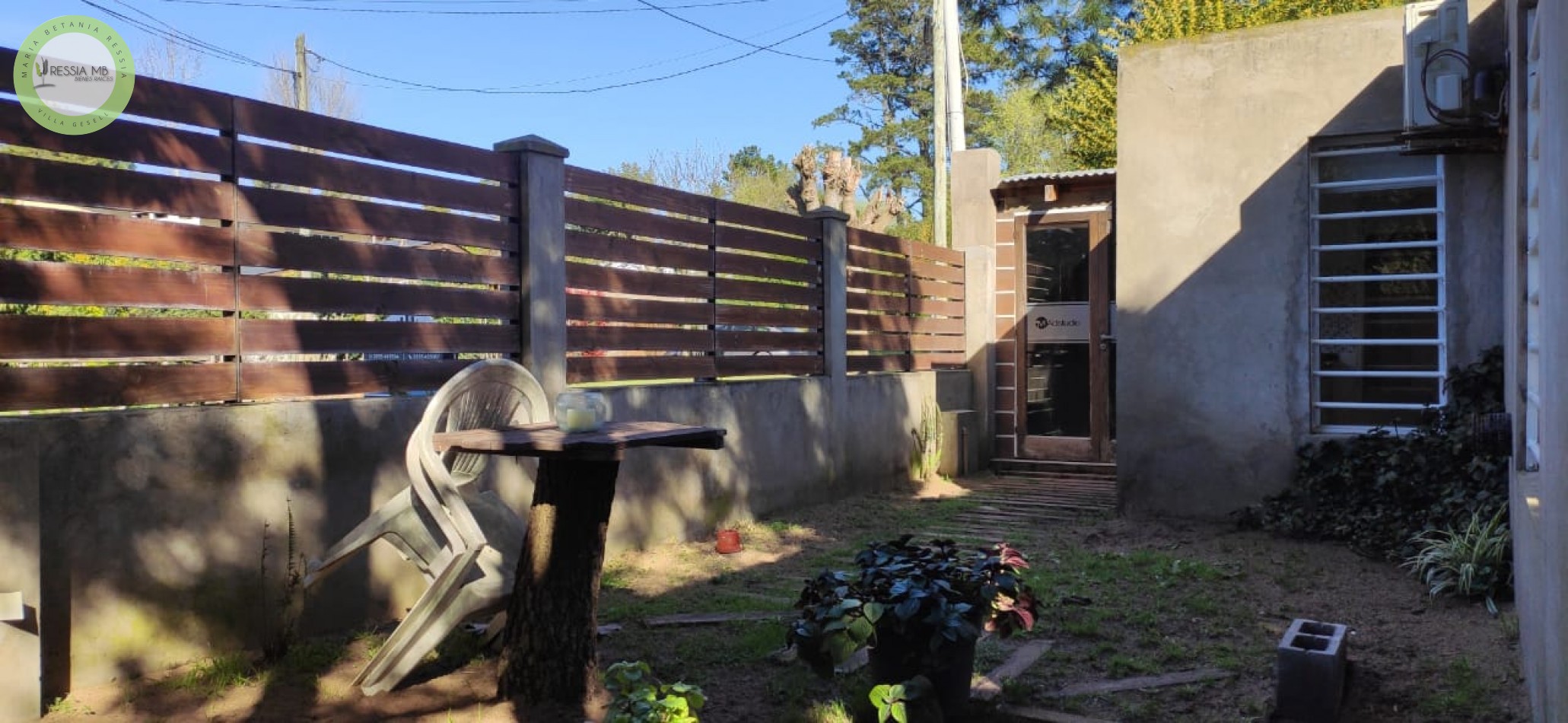 VENTA DE CASA + 3 DPTOS TODO EN BLOCK - AV. 18 Y PASEO 101 - VILLA GESELL