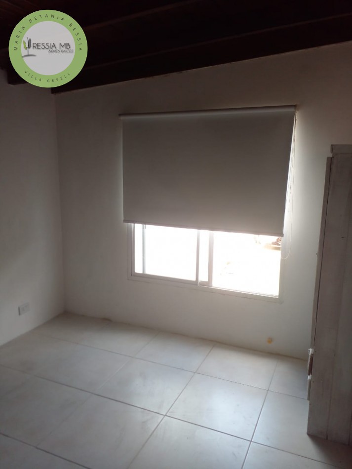 VENTA DE CASA + 3 DPTOS TODO EN BLOCK - AV. 18 Y PASEO 101 - VILLA GESELL