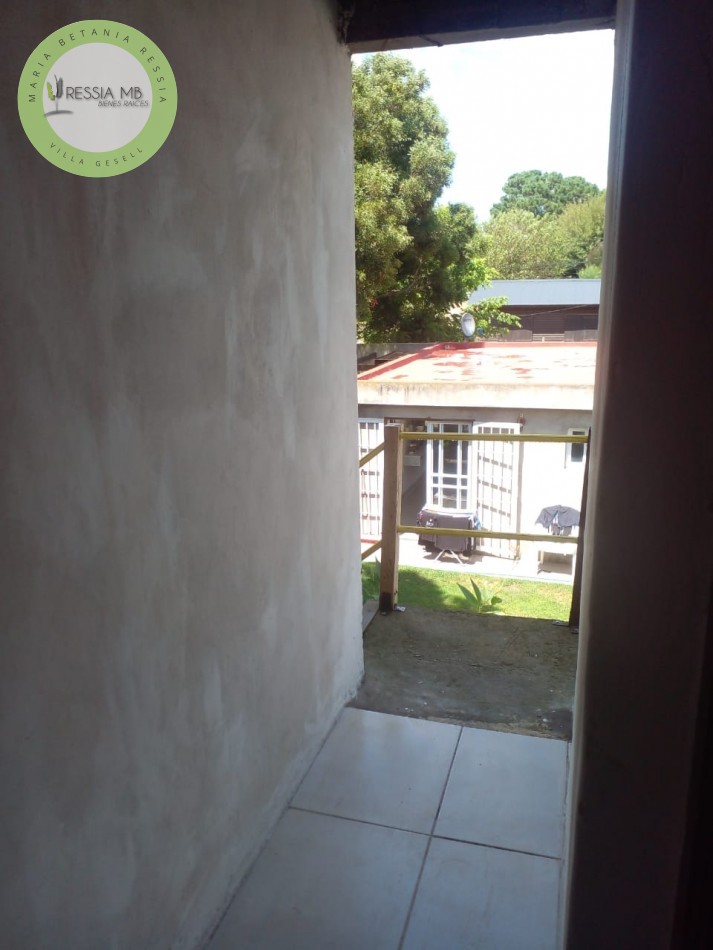 VENTA DE CASA + 3 DPTOS TODO EN BLOCK - AV. 18 Y PASEO 101 - VILLA GESELL