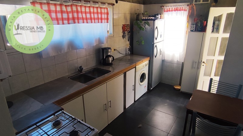 VENTA DE CASA + 3 DPTOS TODO EN BLOCK - AV. 18 Y PASEO 101 - VILLA GESELL