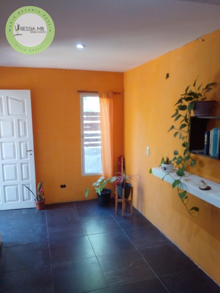 VENTA DE CASA + 3 DPTOS TODO EN BLOCK - AV. 18 Y PASEO 101 - VILLA GESELL