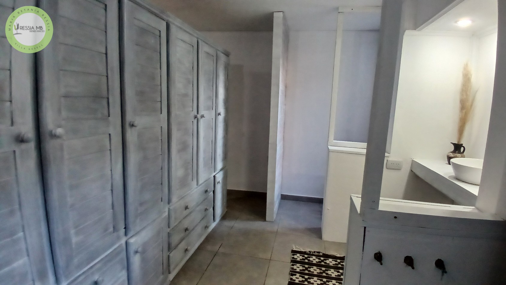 VENTA DE CASA + 3 DPTOS TODO EN BLOCK - AV. 18 Y PASEO 101 - VILLA GESELL