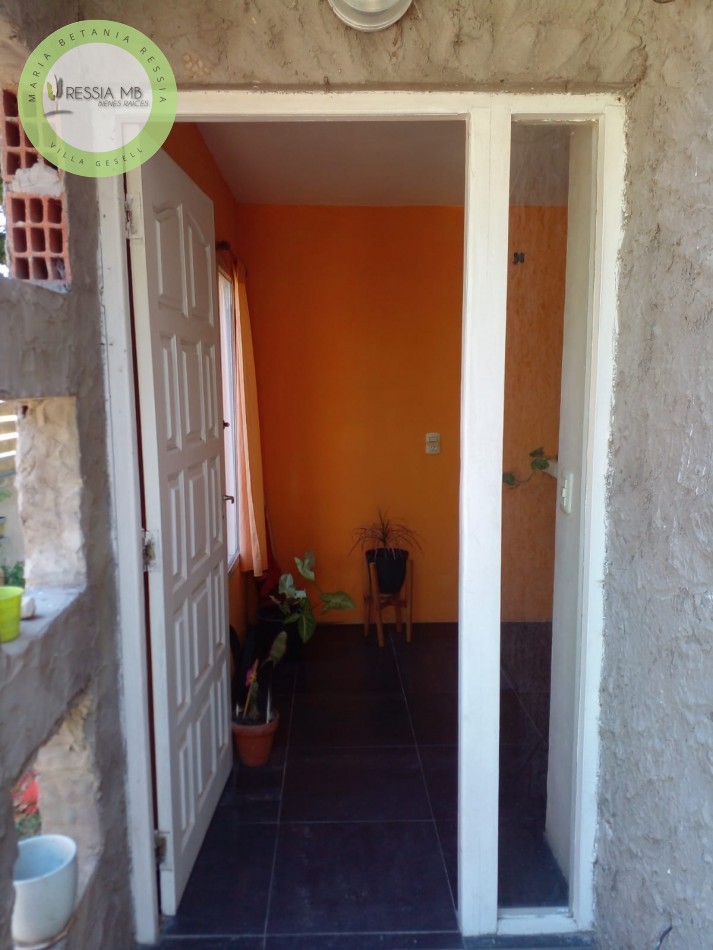 VENTA DE CASA + 3 DPTOS TODO EN BLOCK - AV. 18 Y PASEO 101 - VILLA GESELL