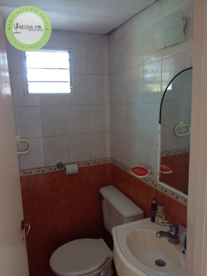 VENTA DE CASA + 3 DPTOS TODO EN BLOCK - AV. 18 Y PASEO 101 - VILLA GESELL