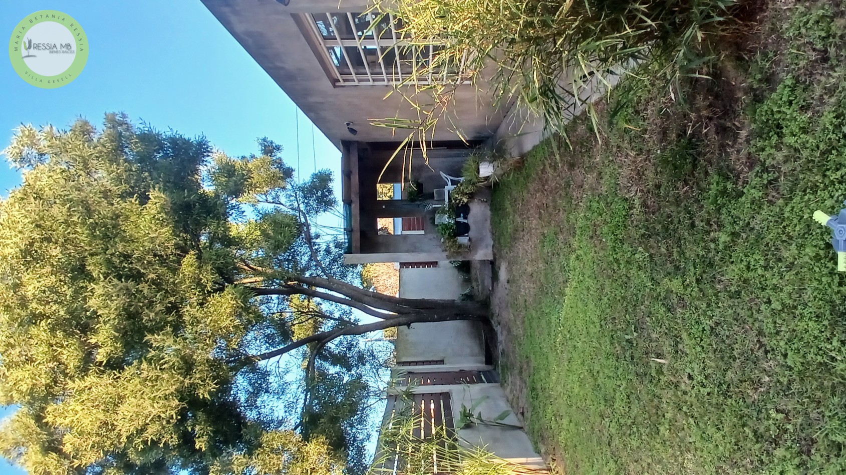 VENTA DE CASA + 3 DPTOS TODO EN BLOCK - AV. 18 Y PASEO 101 - VILLA GESELL