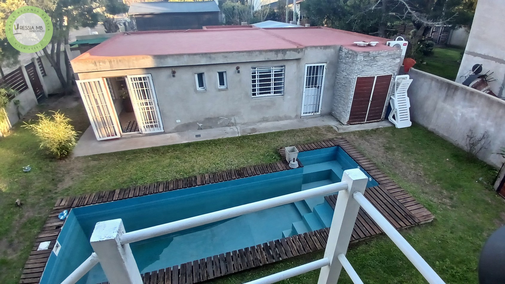VENTA DE CASA + 3 DPTOS TODO EN BLOCK - AV. 18 Y PASEO 101 - VILLA GESELL