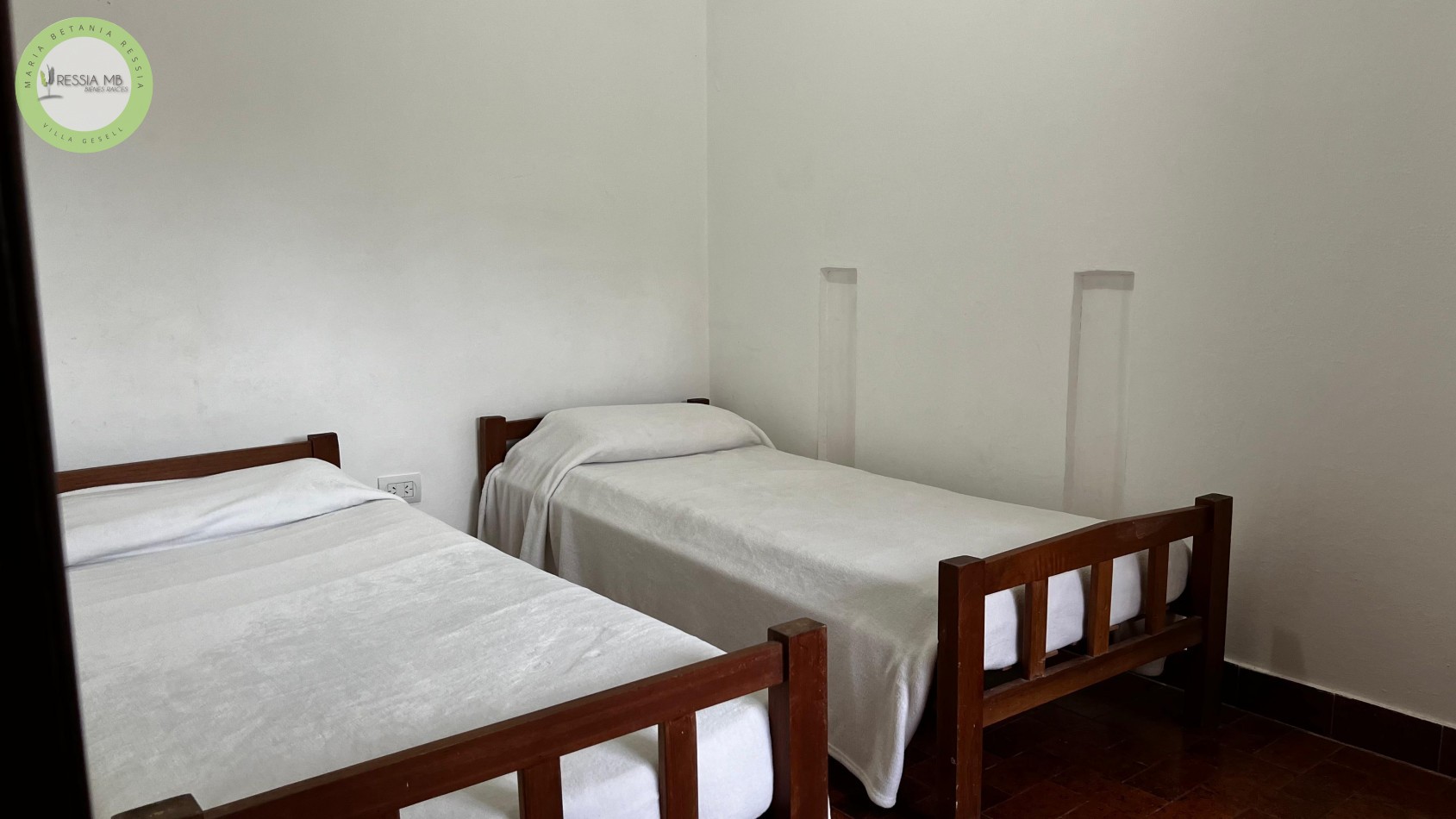 Casa en venta - 4 amb. en Barrio Norte / Barrio Norte (Alameda 206 y Calle 307) - Permuto en CABA por menor valor