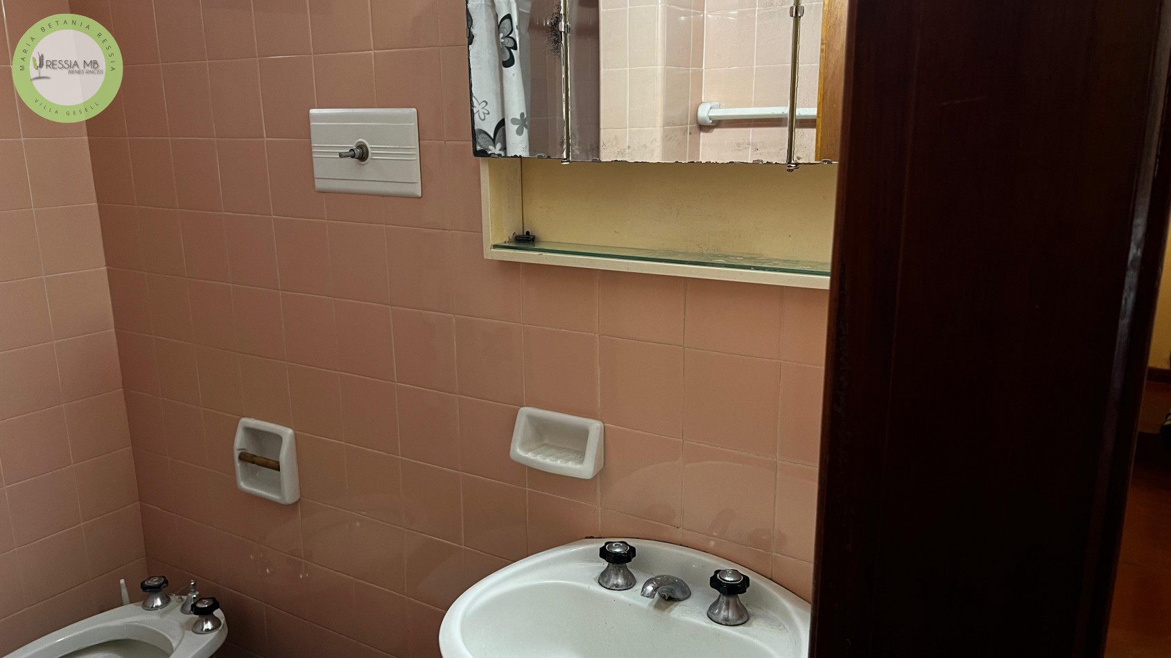 Casa en venta - 4 amb. en Barrio Norte / Barrio Norte (Alameda 206 y Calle 307) - Permuto en CABA por menor valor