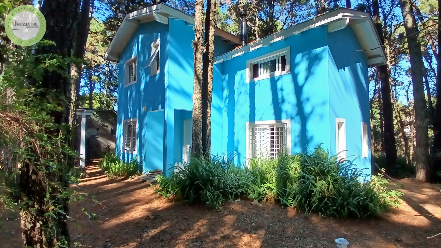 Casa en Venta - 3 Dormitorios + gran parque arbolado - Mar de las Pampas
