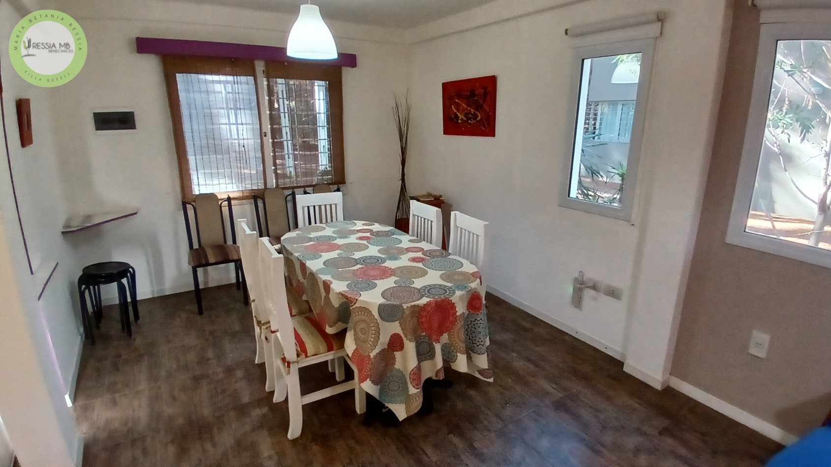 Casa en Venta - 3 Dormitorios + gran parque arbolado - Mar de las Pampas