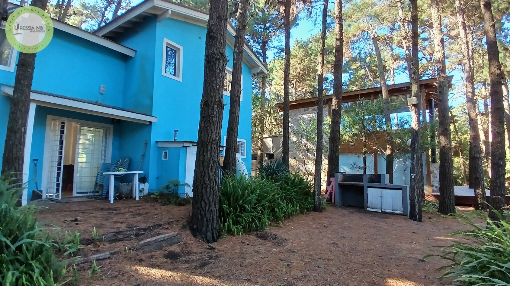 Casa en Venta - 3 Dormitorios + gran parque arbolado - Mar de las Pampas