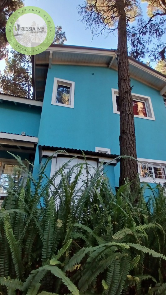 Casa en Venta - 3 Dormitorios + gran parque arbolado - Mar de las Pampas