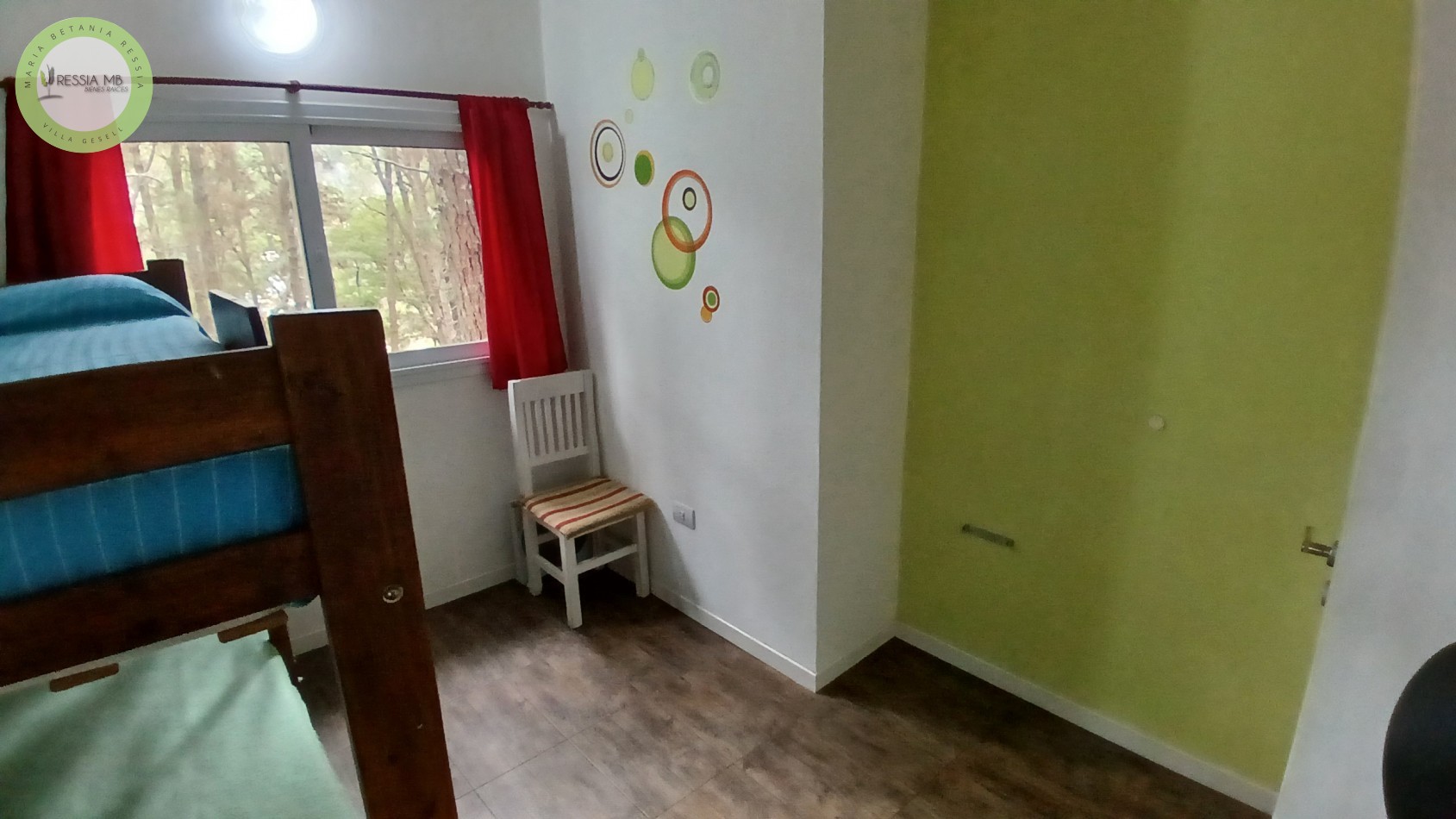 Casa en Venta - 3 Dormitorios + gran parque arbolado - Mar de las Pampas