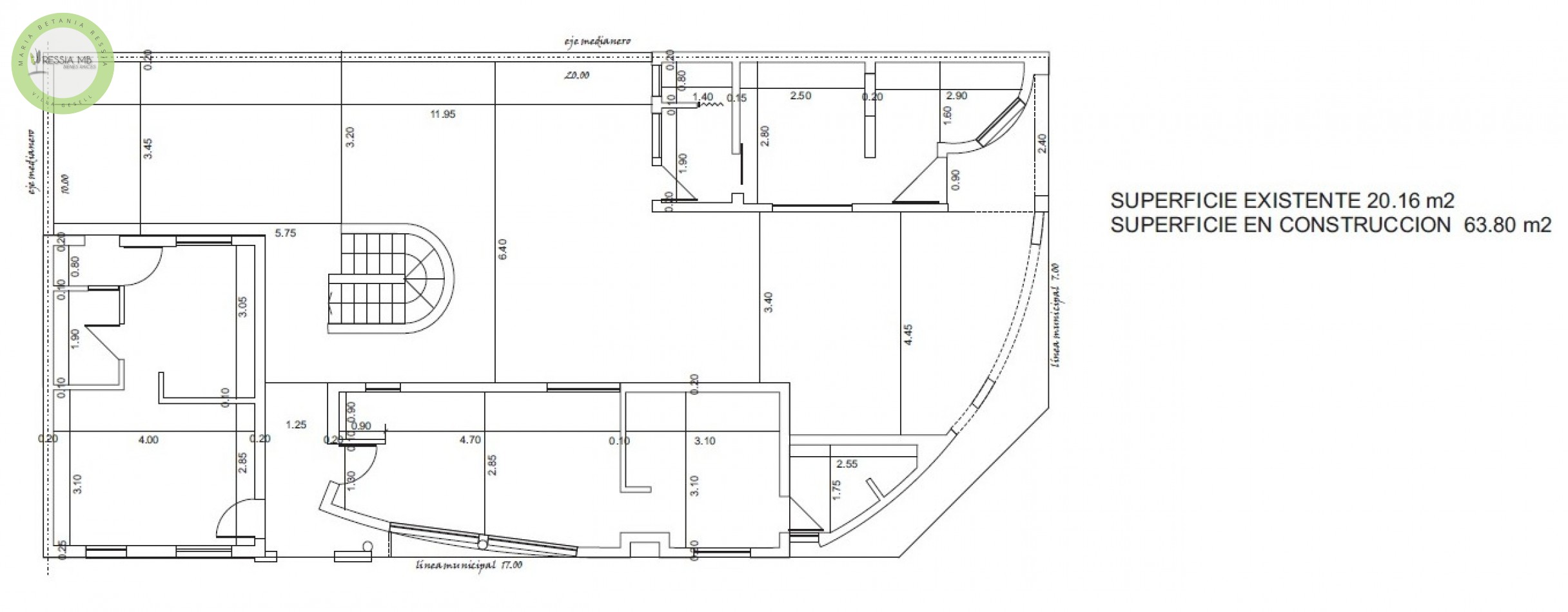 Lote en esquina con local y construccion en dos plantas - Ideal desarrollo de departamentos - Laprida - Pcia. de Bs. As.