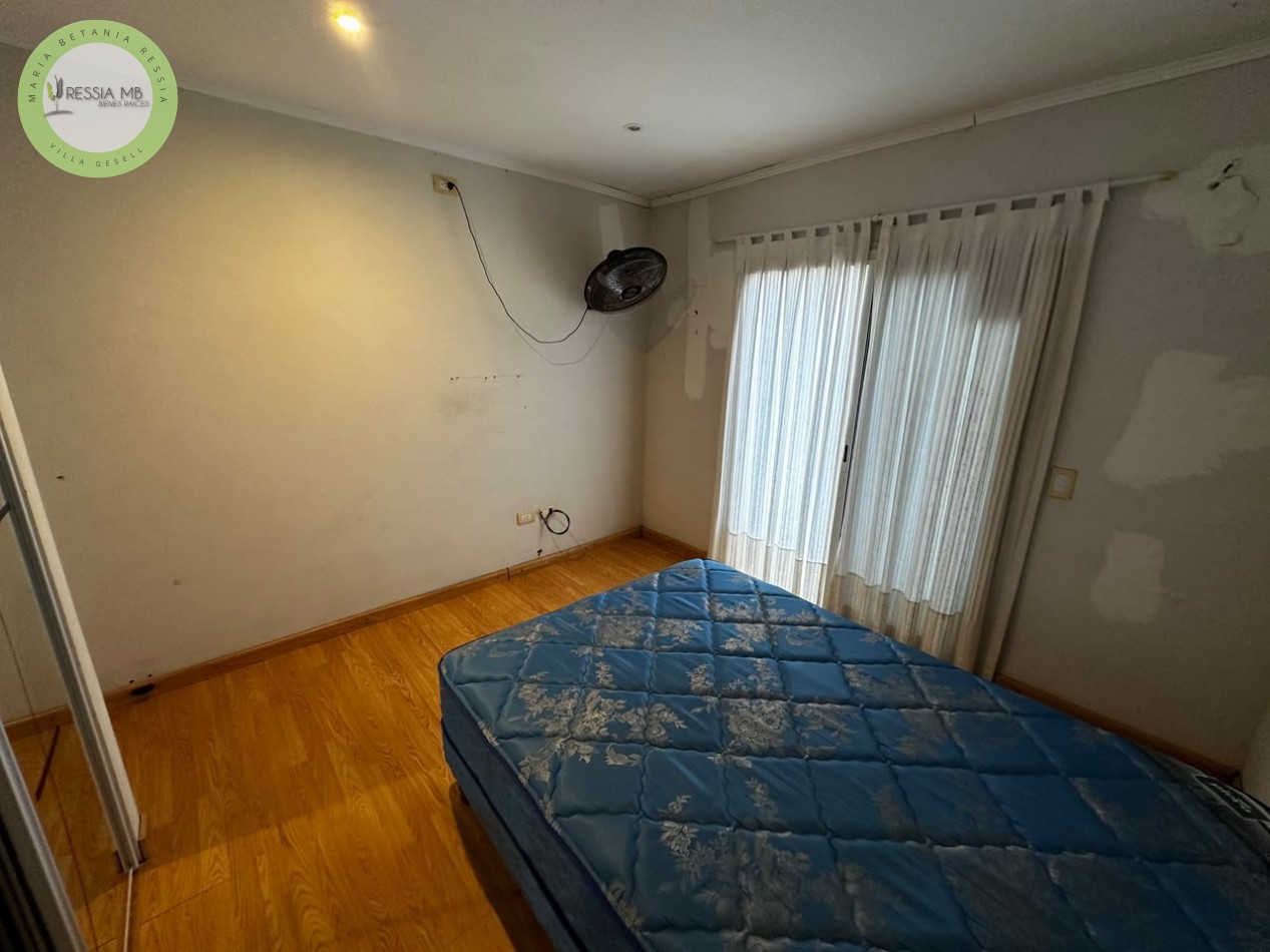DUPLEX EN VENTA EN VILLA GESELL | 2 DORMITORIOS | PATIO, PARRILLA Y COCHERA | GRAN POTENCIAL DE INVERSION