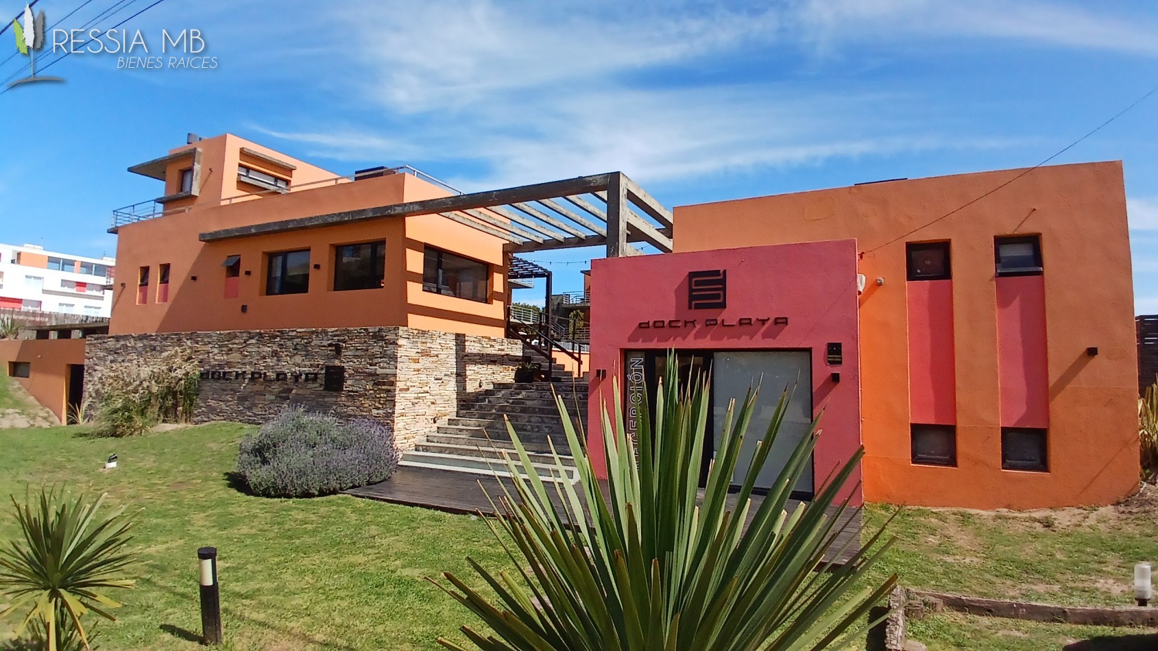 Dpto en venta 3 amb. - COMPLEJO DOCK PLAYA - Paseo 151 e/Playa y Av. 1 - Villa Gesell