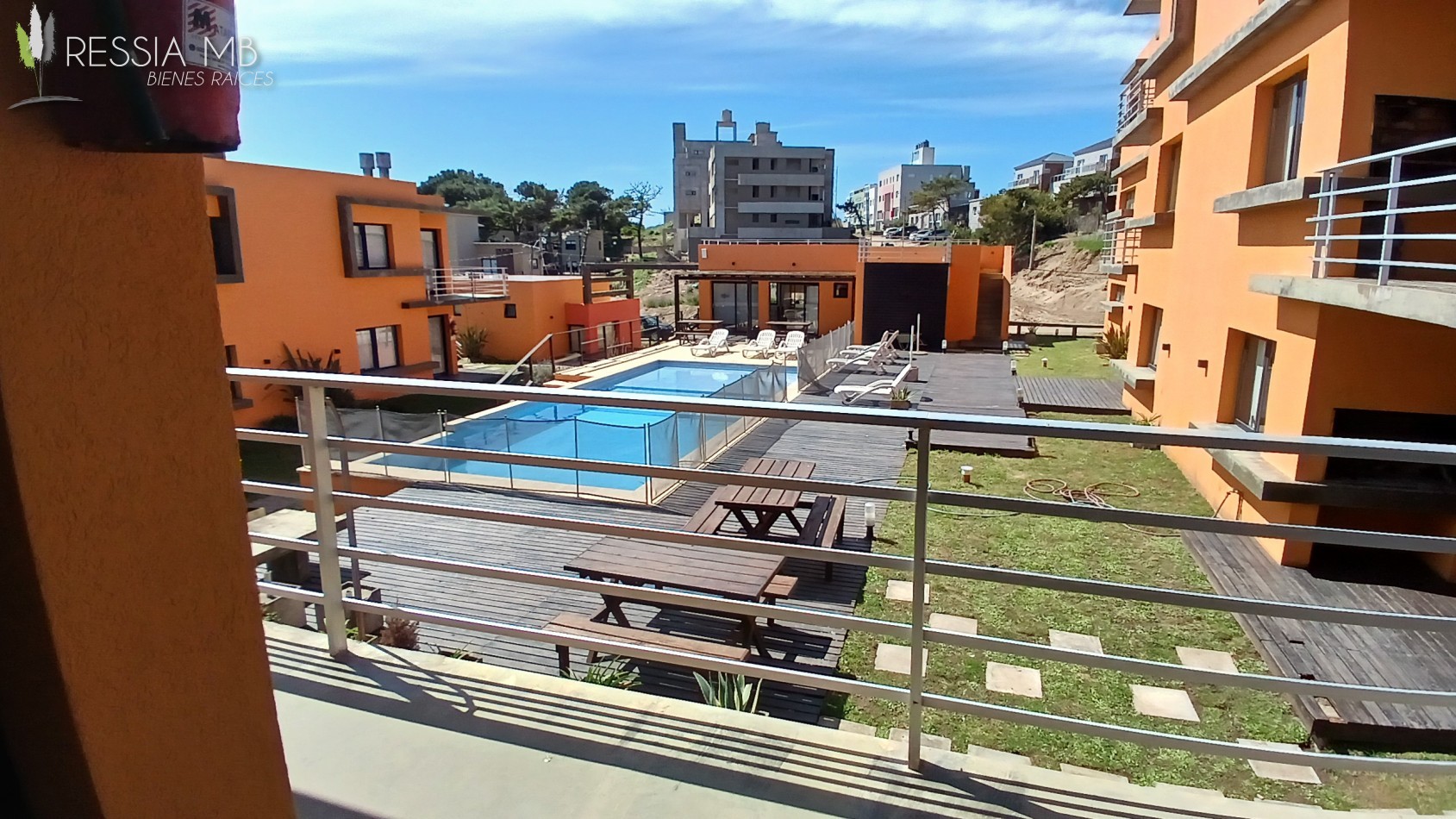 Dpto en venta 3 amb. - COMPLEJO DOCK PLAYA - Paseo 151 e/Playa y Av. 1 - Villa Gesell