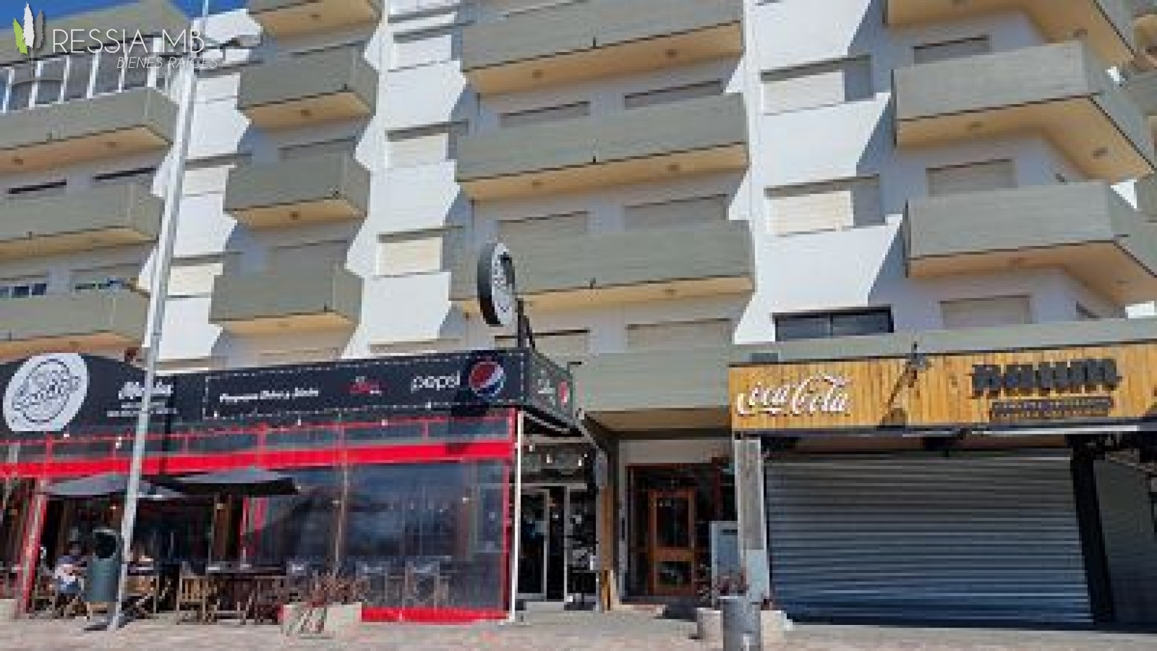Dpto en venta - Av. 3 y Paseo 104 - Plaza Primera Junta - Villa Gesell