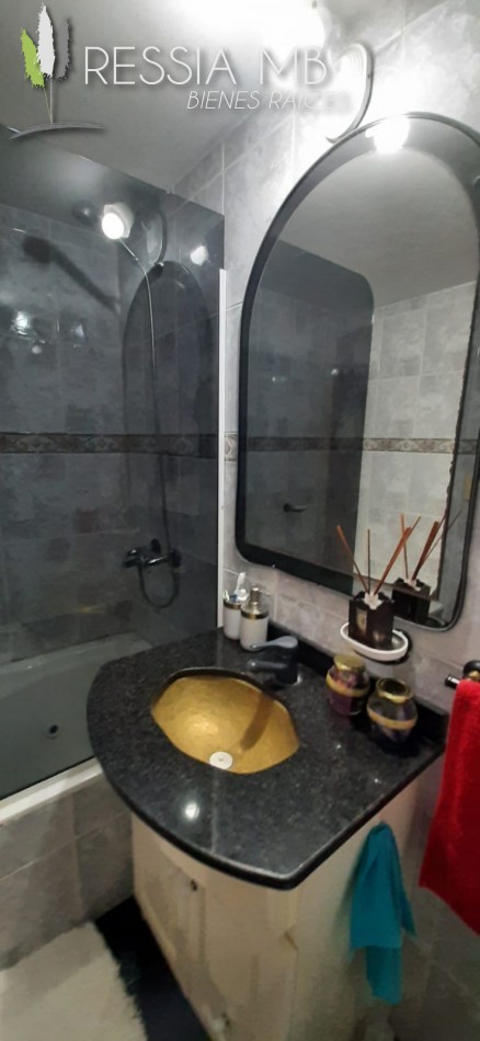  HERMOSO TRIPLEX EN VENTA - CATAMARCA E/STROBEL Y DE LA REDUCCION -  SAN BERNARDO