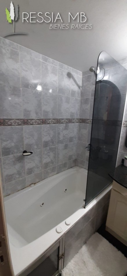  HERMOSO TRIPLEX EN VENTA - CATAMARCA E/STROBEL Y DE LA REDUCCION -  SAN BERNARDO