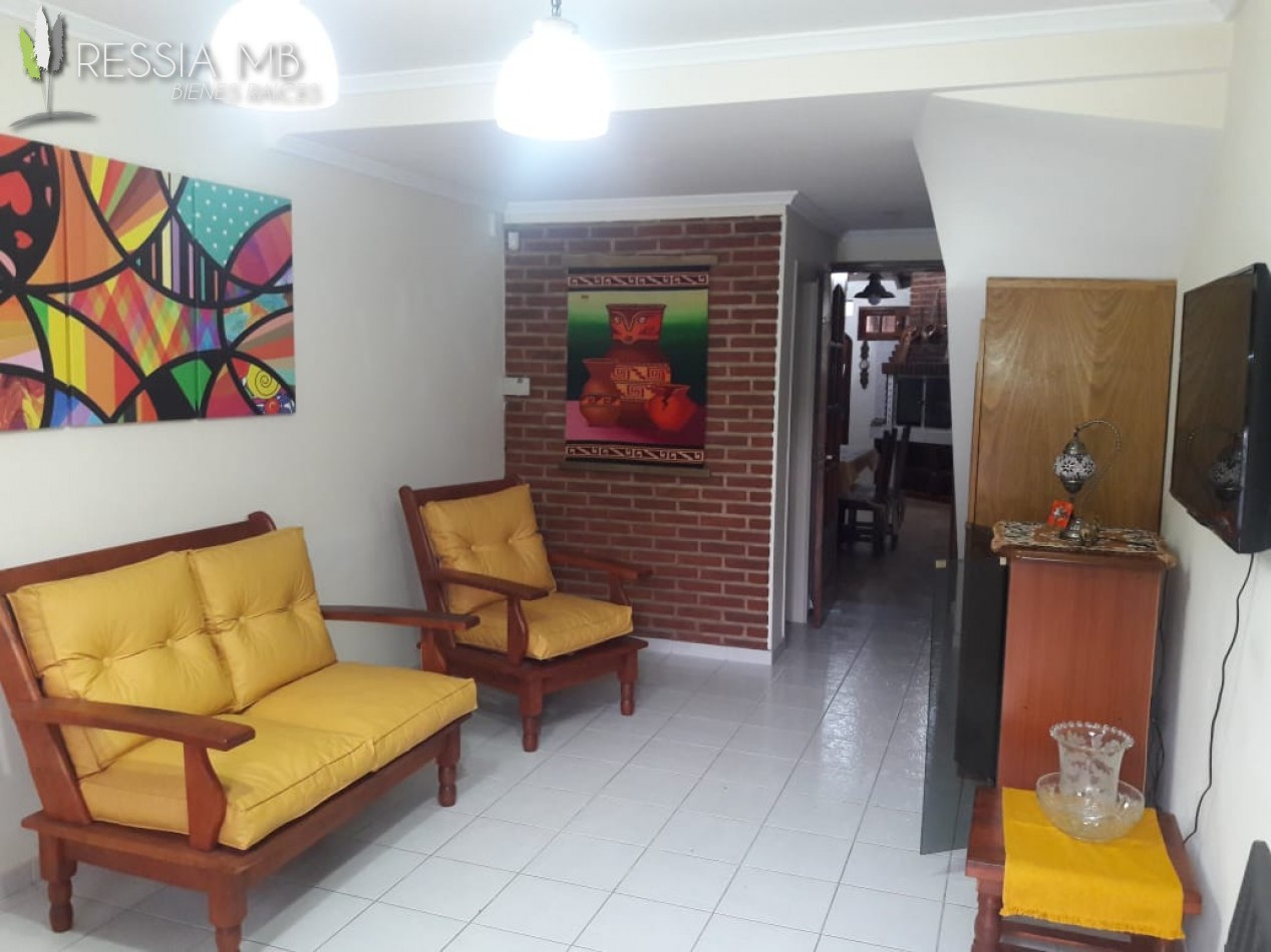  HERMOSO TRIPLEX EN VENTA - CATAMARCA E/STROBEL Y DE LA REDUCCION -  SAN BERNARDO