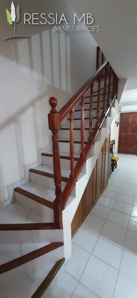  HERMOSO TRIPLEX EN VENTA - CATAMARCA E/STROBEL Y DE LA REDUCCION -  SAN BERNARDO