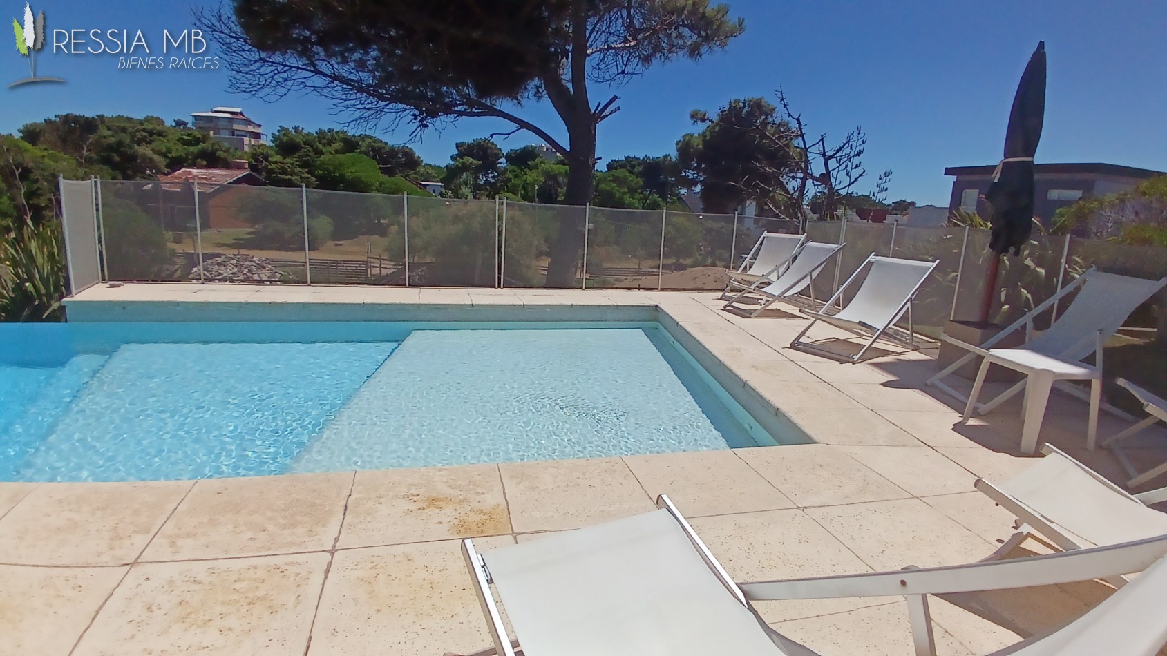 Venta de dpto. - COMPLEJO NOVAVISTA - 2° piso - Av. 1 e/Paseo150 y 151 - Villa Gesell (Cul de Sac)
