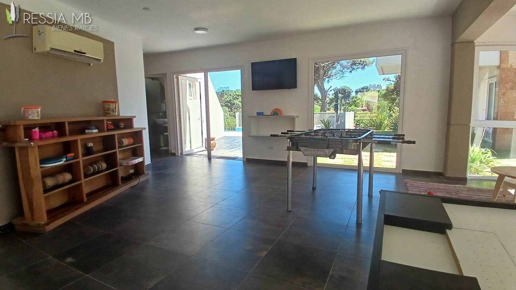 Venta de dpto. - COMPLEJO NOVAVISTA - 2° piso - Av. 1 e/Paseo150 y 151 - Villa Gesell (Cul de Sac)