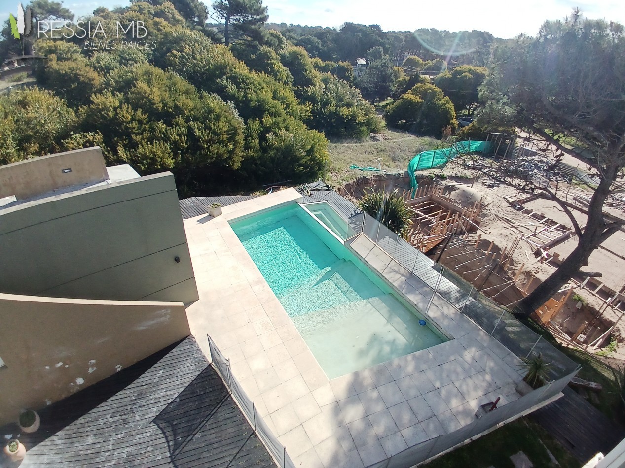 Venta de dpto. - COMPLEJO NOVAVISTA - 2° piso - Av. 1 e/Paseo150 y 151 - Villa Gesell (Cul de Sac)
