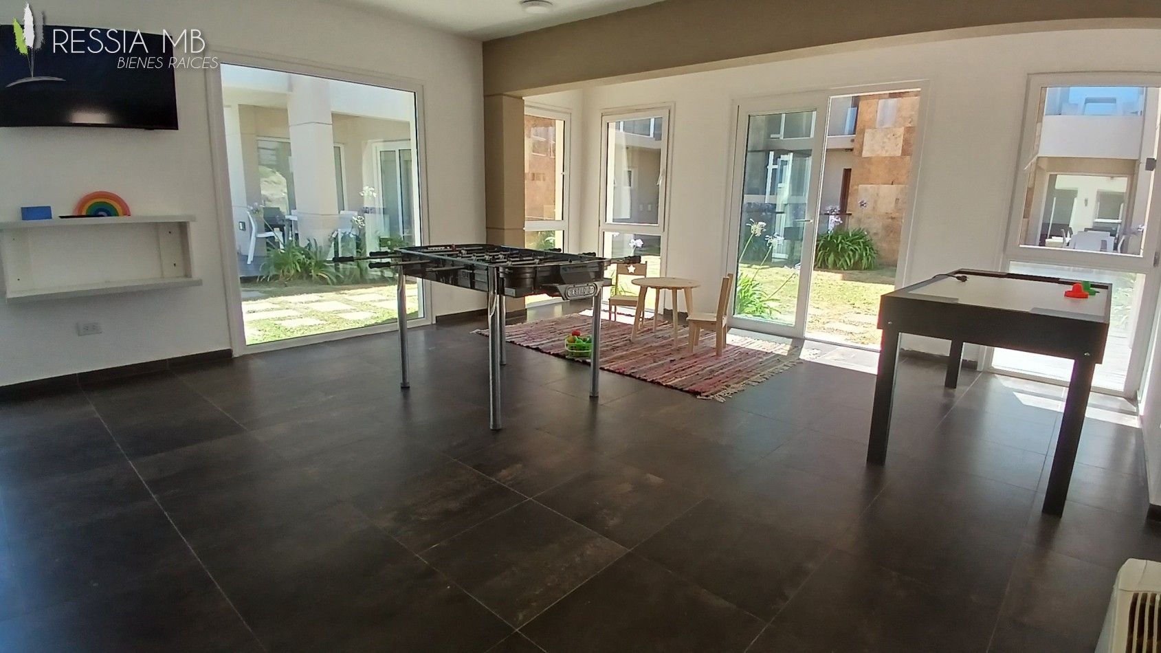 Venta de dpto. - COMPLEJO NOVAVISTA - 2° piso - Av. 1 e/Paseo150 y 151 - Villa Gesell (Cul de Sac)